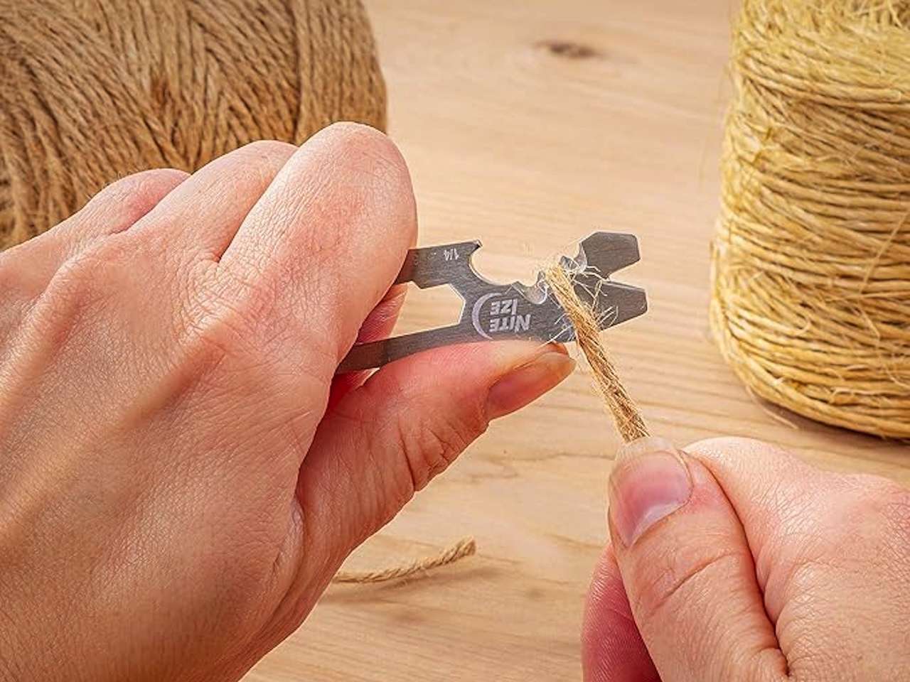 6 Pocketable EDC - Nite Ize DoohicKey