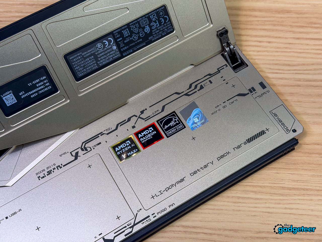 ASUS ROG Flow Z13 Kojima Productions Edition 4