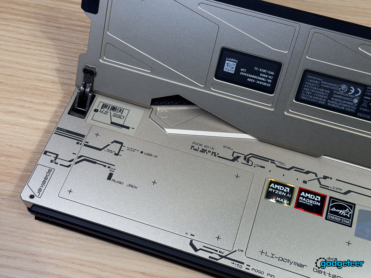 ASUS ROG Flow Z13 Kojima Productions Edition tg