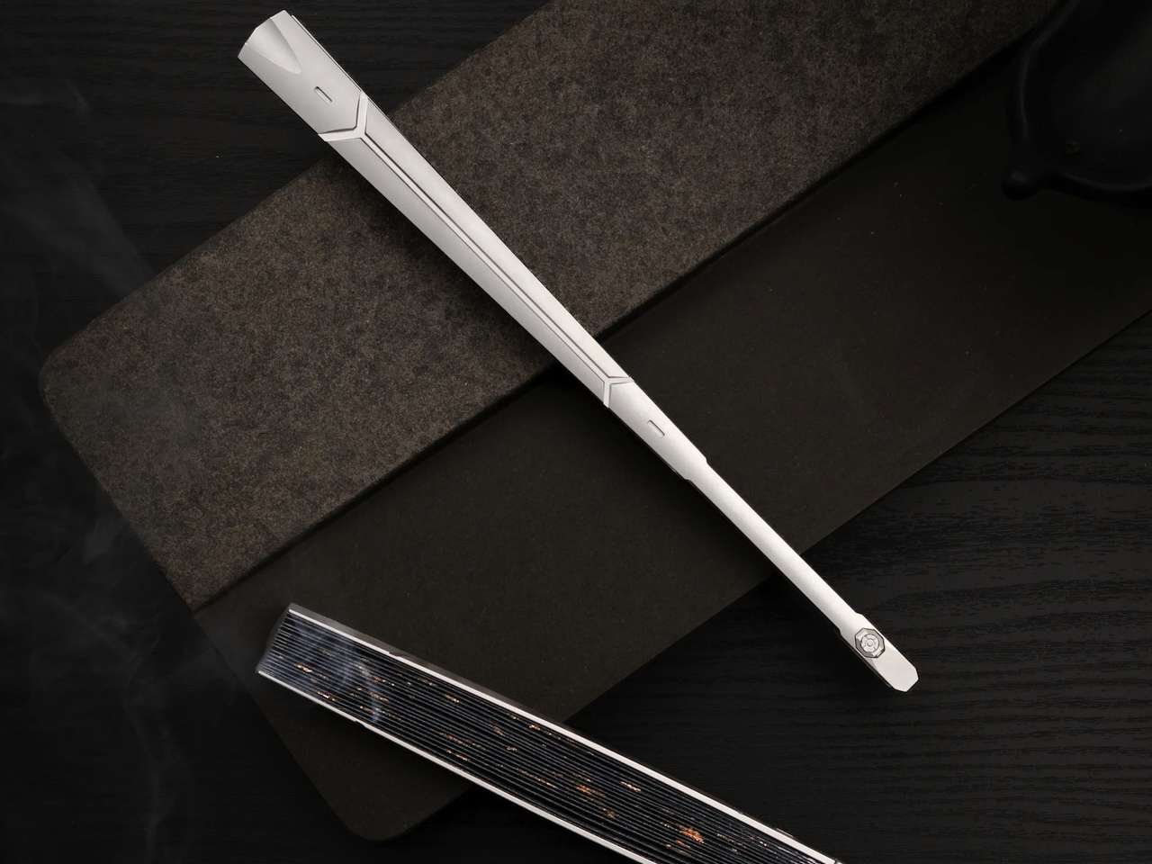 Commandi Titanium EDC Folding Fan Release