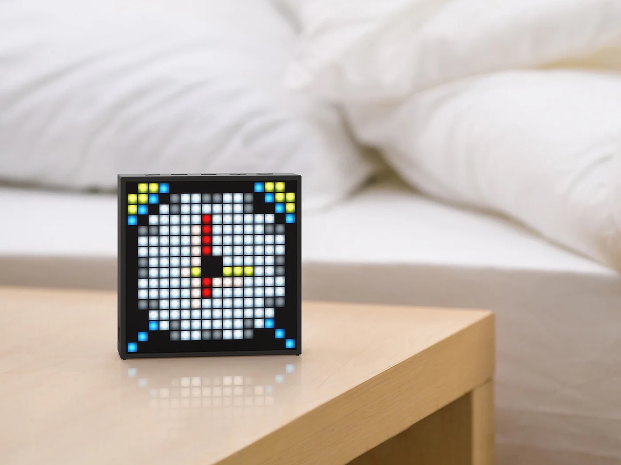 Divoom Timebox-Evo Pixel Art Speaker Radio Clock