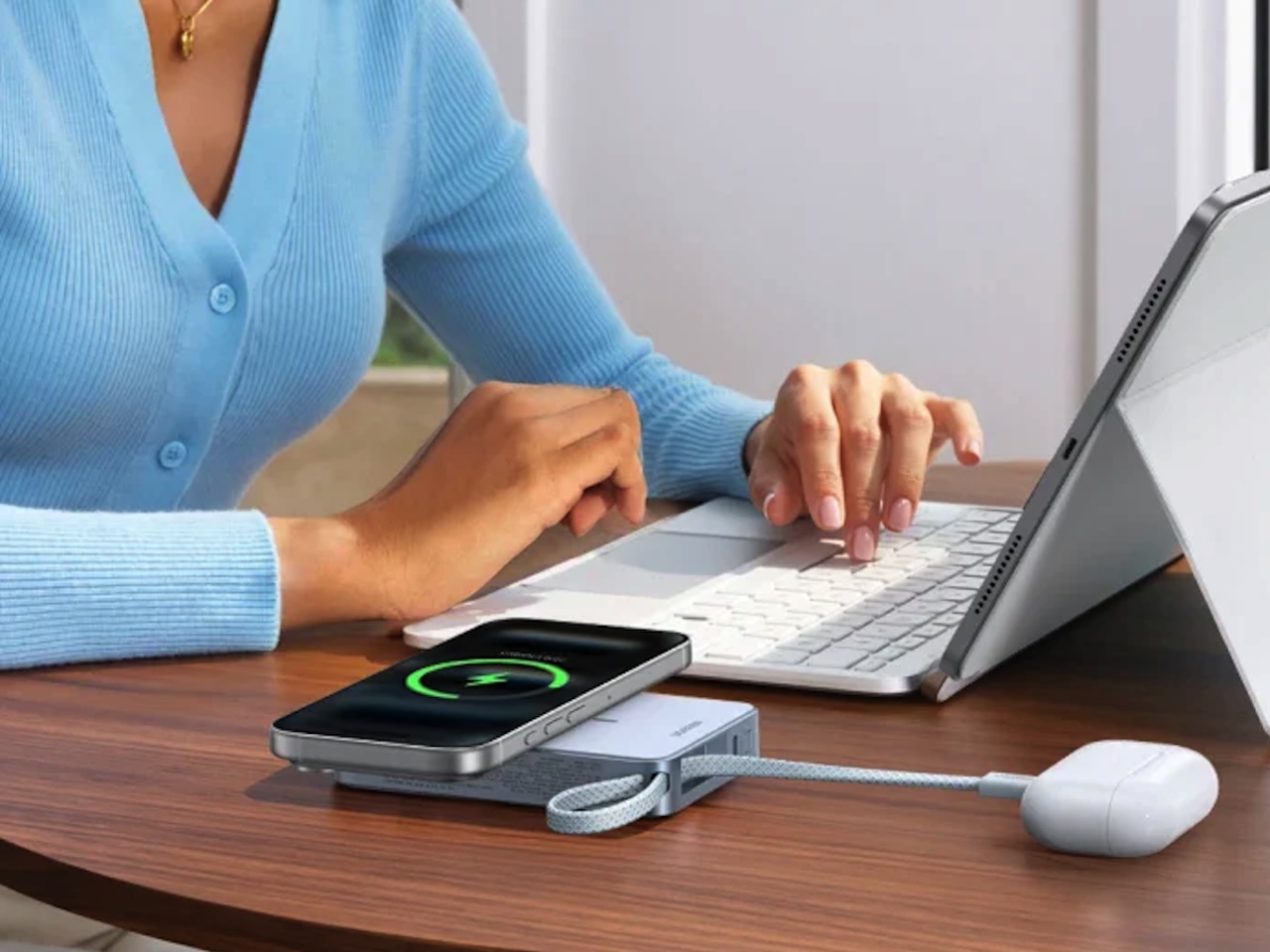 Ugreen MagFlow AI Voice Recording Magnetic Power Bank Price