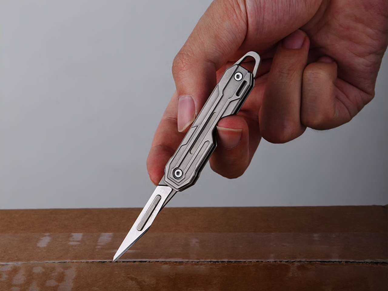 keychain scalpel