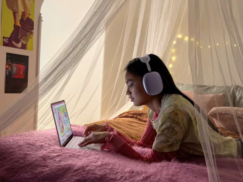 Apple MacBook Neo For Students