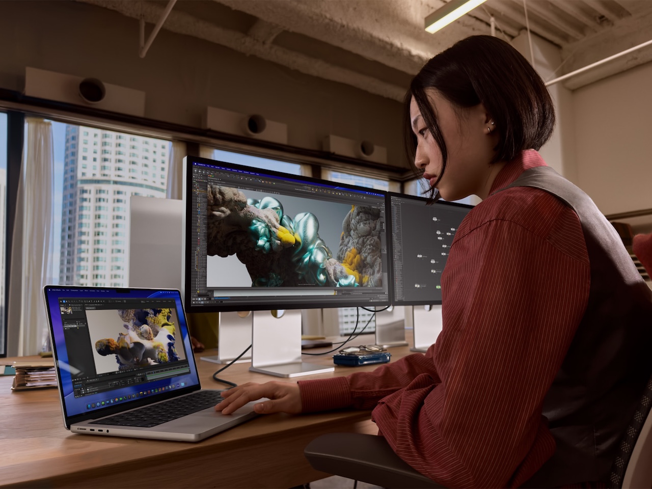 Apple MacBook Pro M5 Pro M5-Max