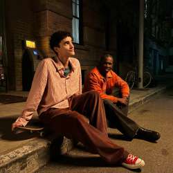 Apple iPhone 17e Sample Photos and Images