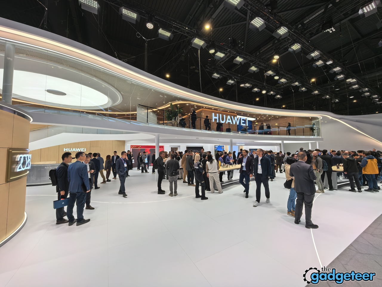 Huawei MateBook Fold Ultimate Design MWC 2026