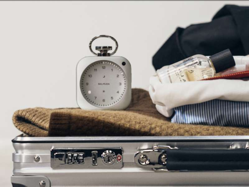 Jony Ive Clock Balmuda