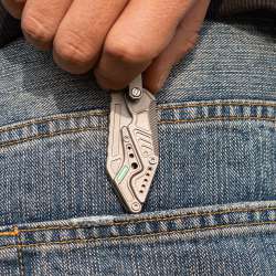 LINKFIN Compact Sliding-Link Knife