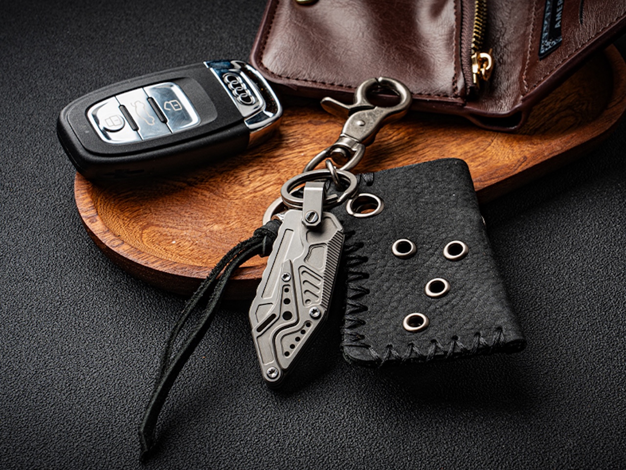 LINKFIN Compact Sliding-Link Knife EDC