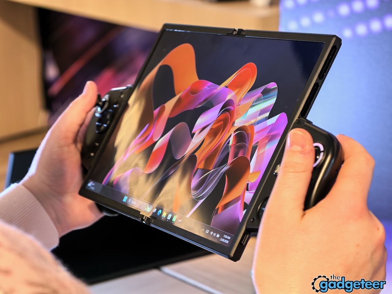 Lenovo Legion Go Fold