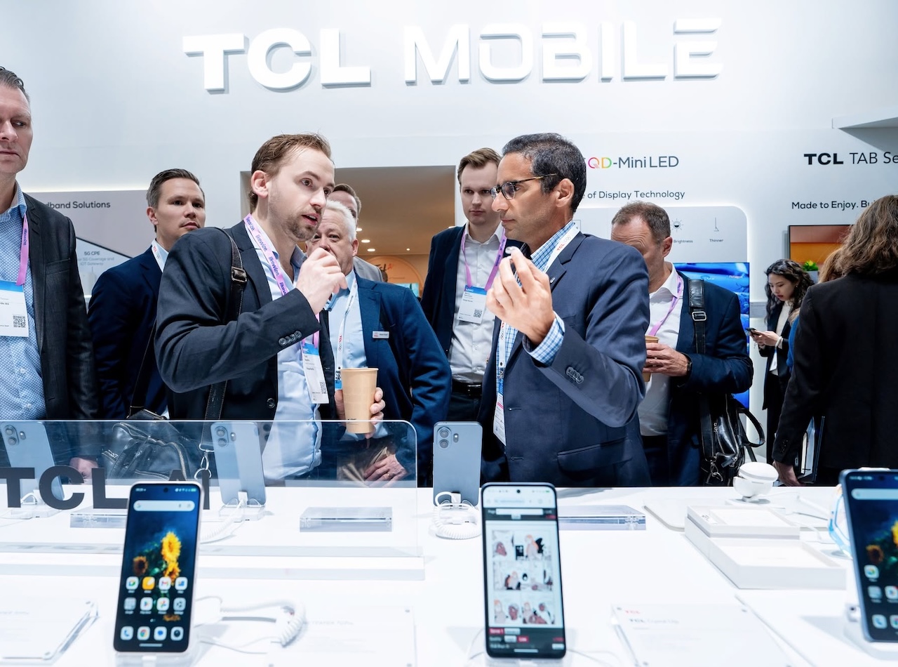 TCL CSOT Super Pixel Technology MWC 2026