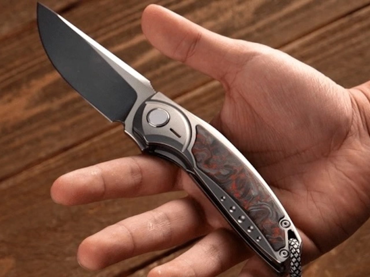 GraphiX Titanium-Carbon M390 Folding Knife