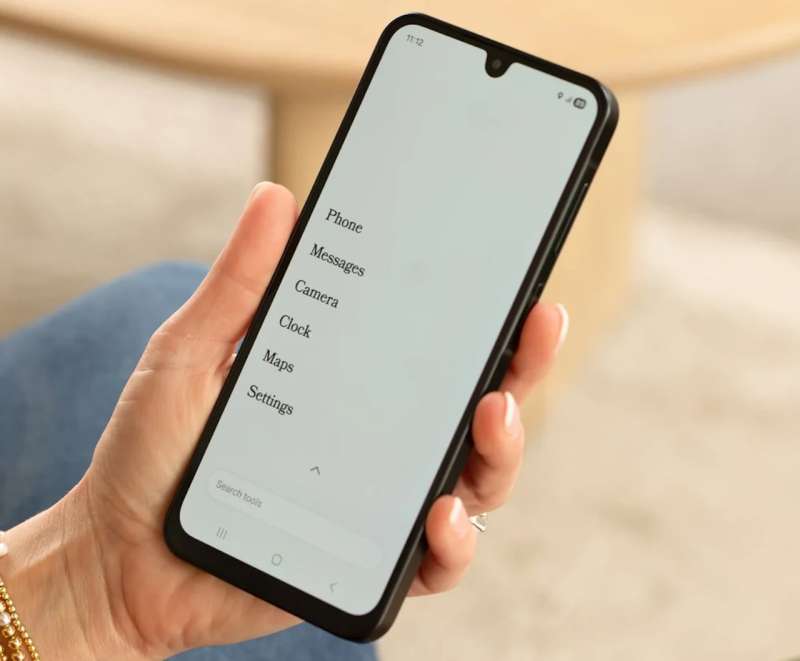 Basic Phone Collection The 5 Best Minimalist Dumb Phones of 2026