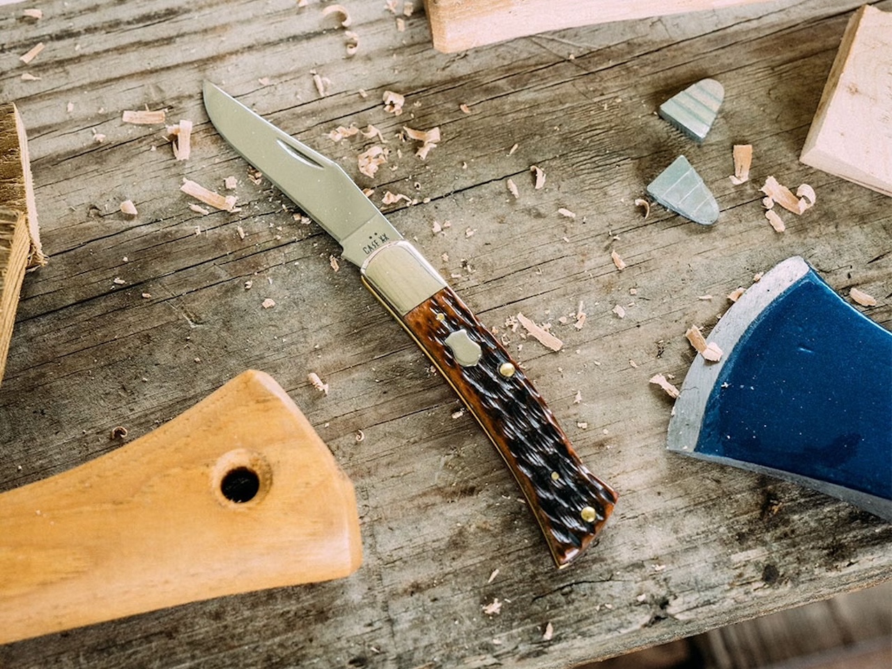 Case Knives Axe Handle Specs by Bill Ruple