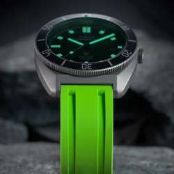 Timex Expedition Pioneer Titanium Automatic Green 2