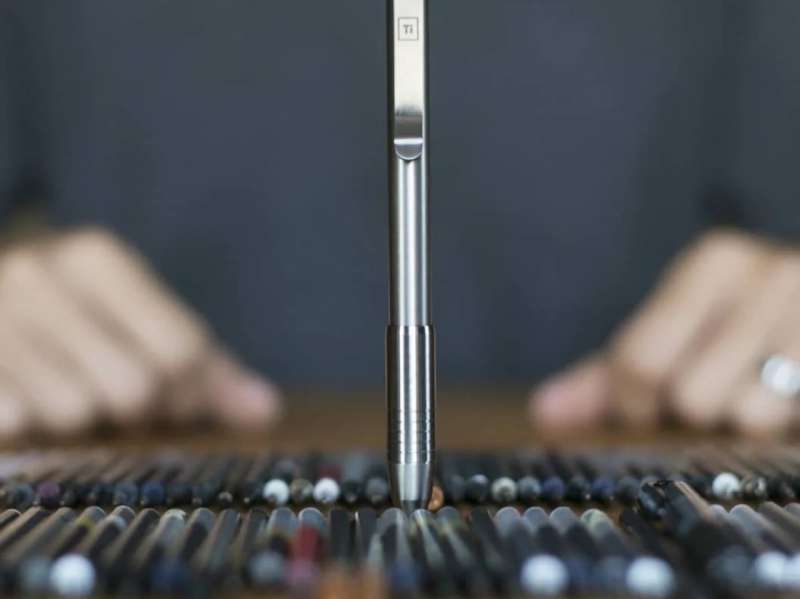 5 Pocket Pens That Outlast the Notebook They Write In