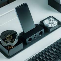 Battery-free Amplifying iSpeakers C