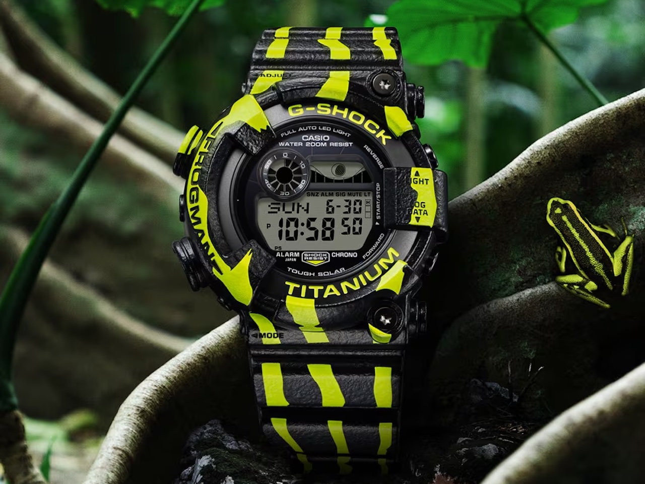 Casio Frogman GW-8200TPF-1 Poison Dart Frog