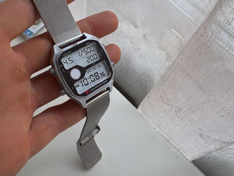 LMW-V1 Light Meter Watch