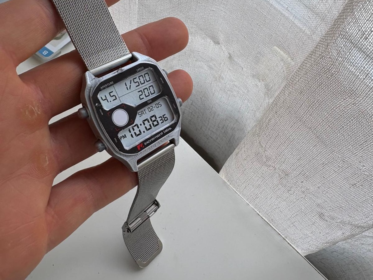 LMW-V1 Light Meter Watch