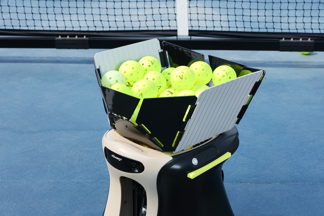 PongBot Aura AI Ball Machine I