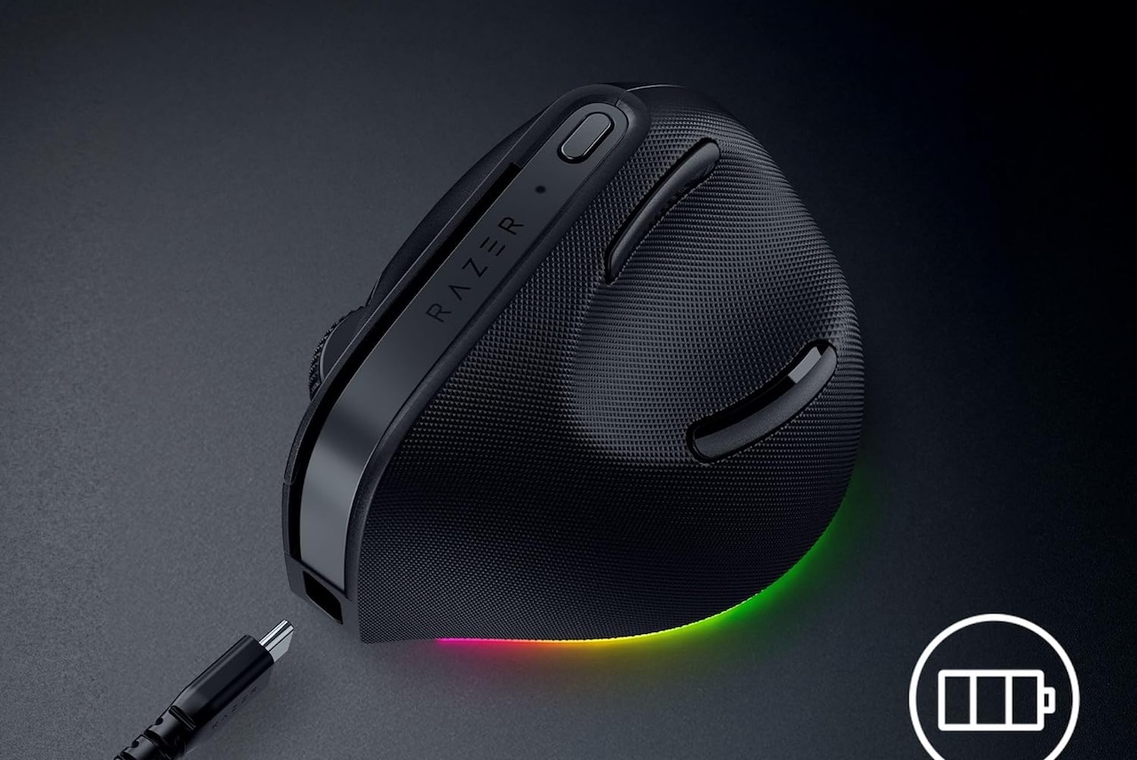 Razer Pro Click V2 Vertical Wireless Mouse