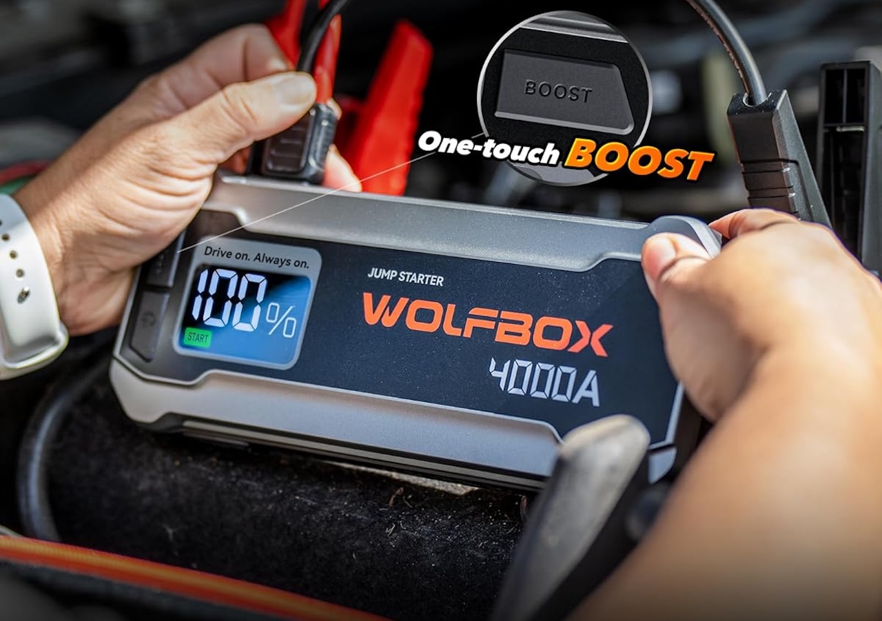 WOLFBOX 4000A Jump Starter