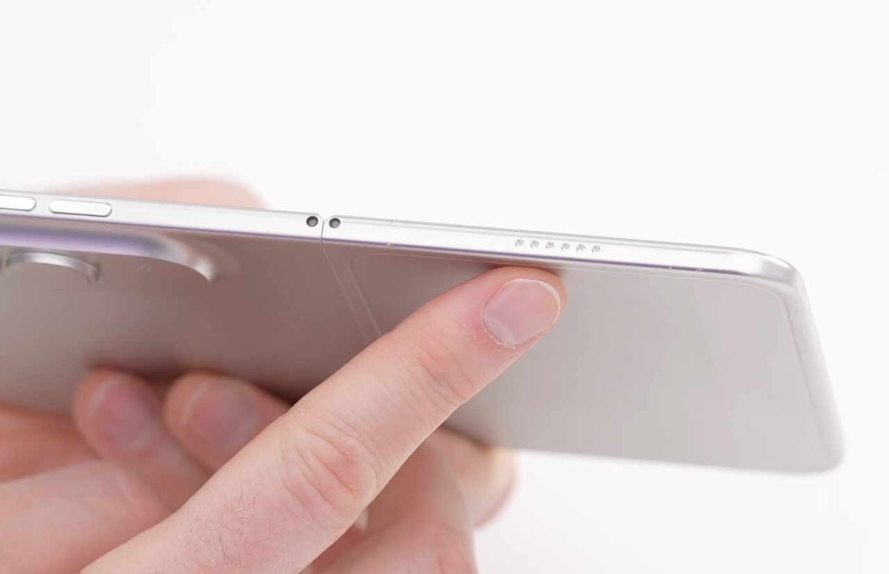 iPhone ULTRA Fold