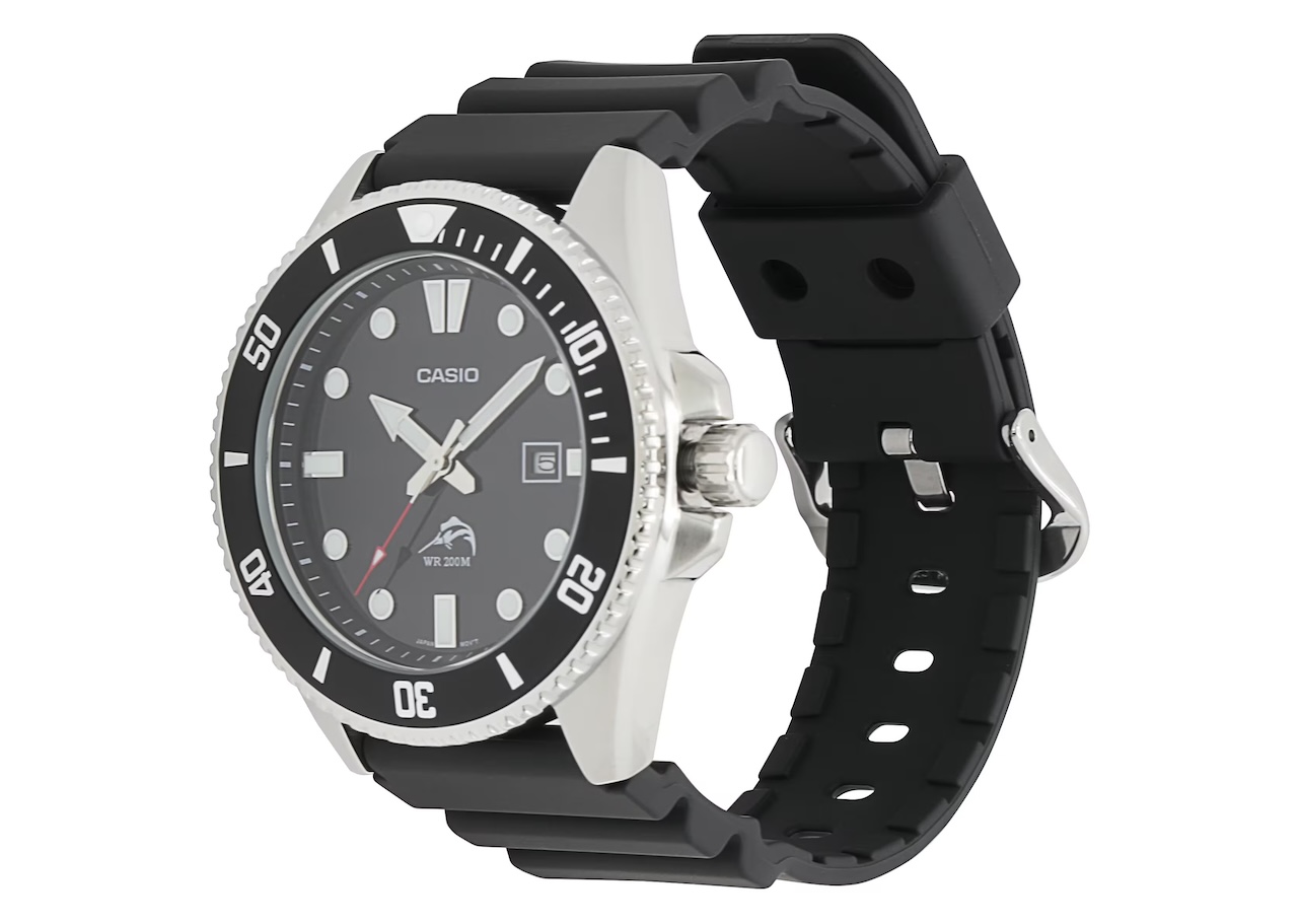 5 Casio MDV-106 Duro Dive Watch