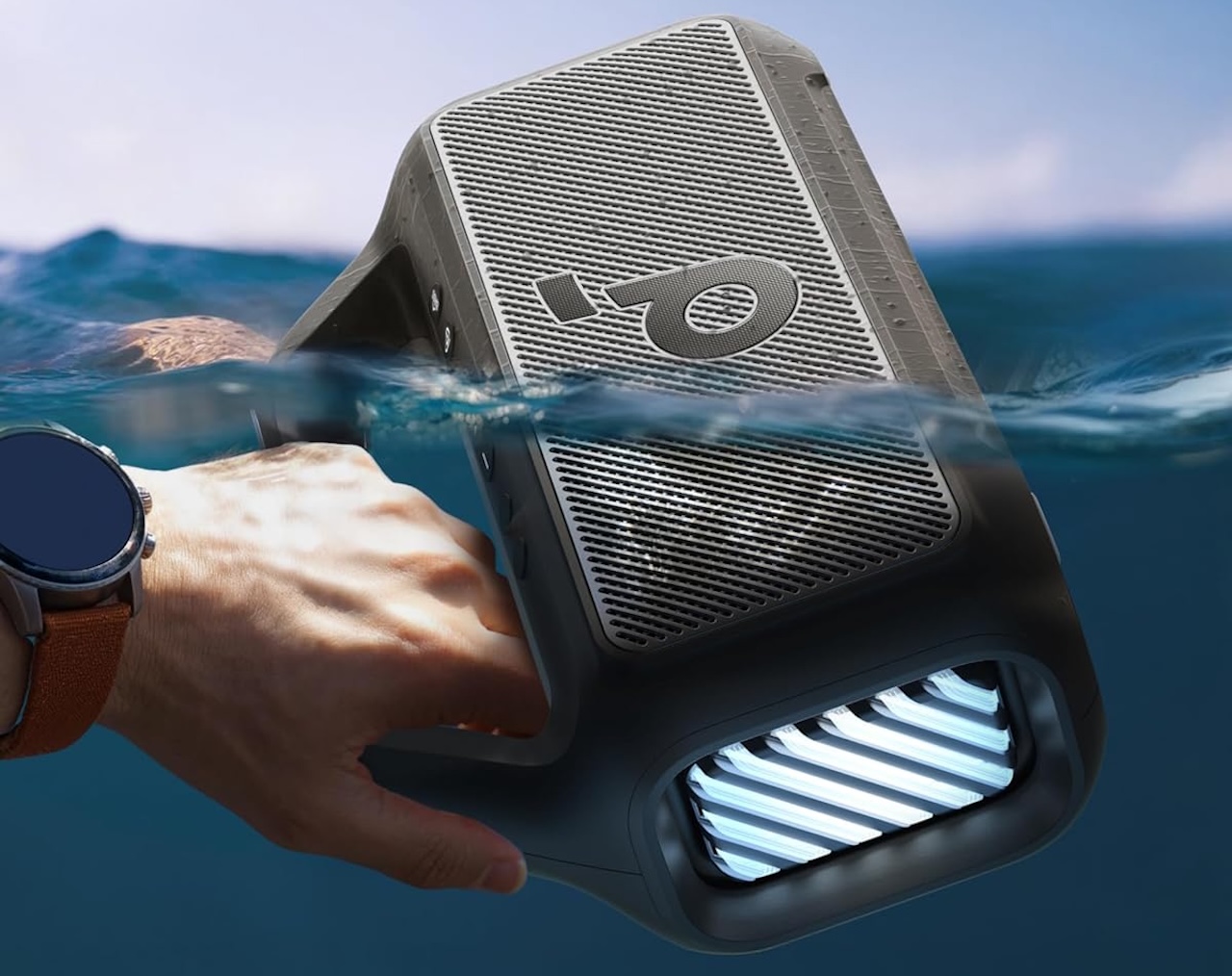 5 Outdoor Gadgets Worth Packing for July 4th
