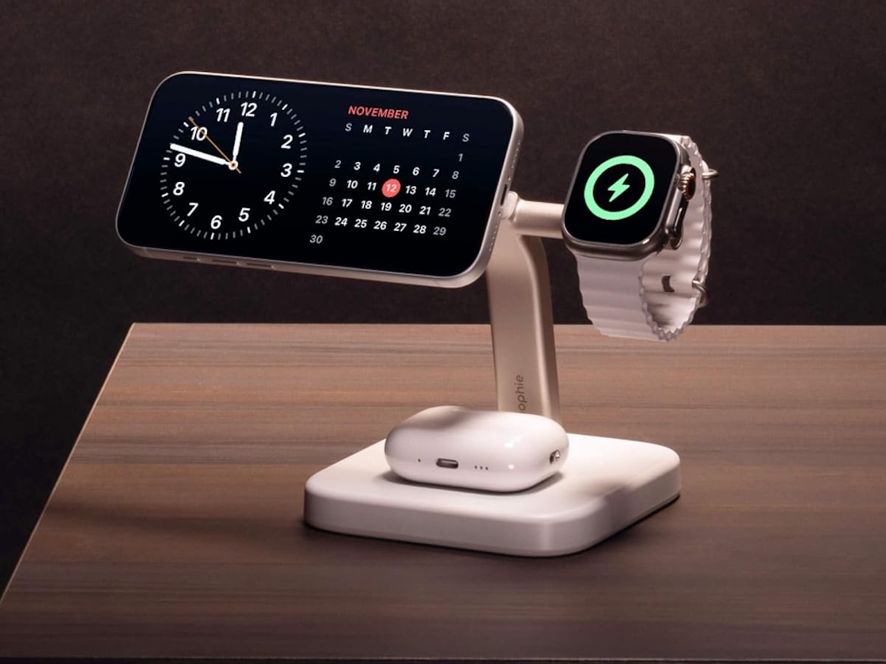 7 Mophie Wireless Charging Stand (Qi2-Certified)