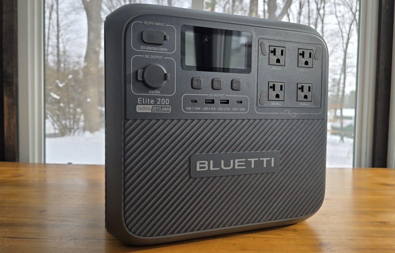 BLUETTI Elite 200 V2 Portable Power Station