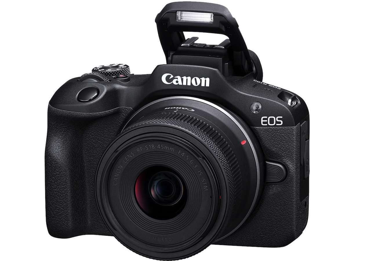 Canon EOS R100 with 18-45mm Kit