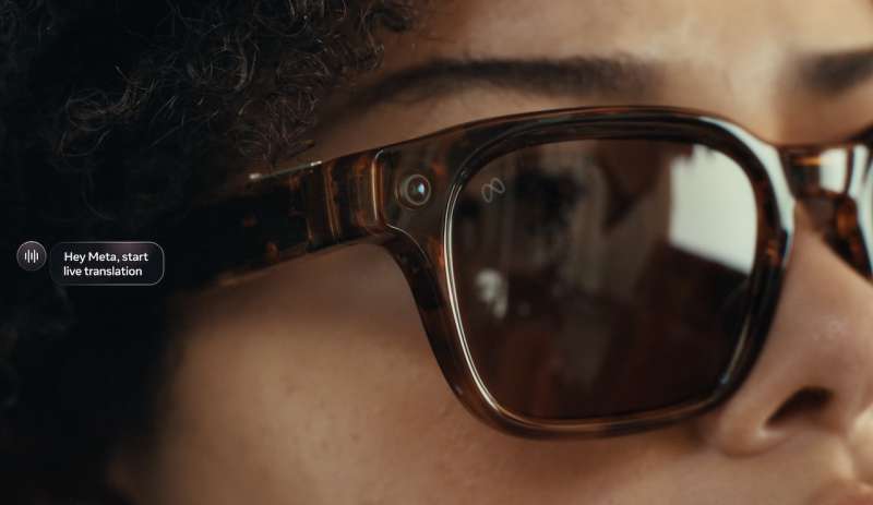 EssilorLuxottica Meta Glasses