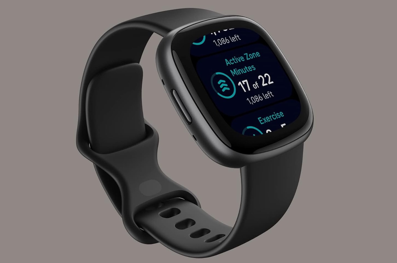 Fitbit Versa 4