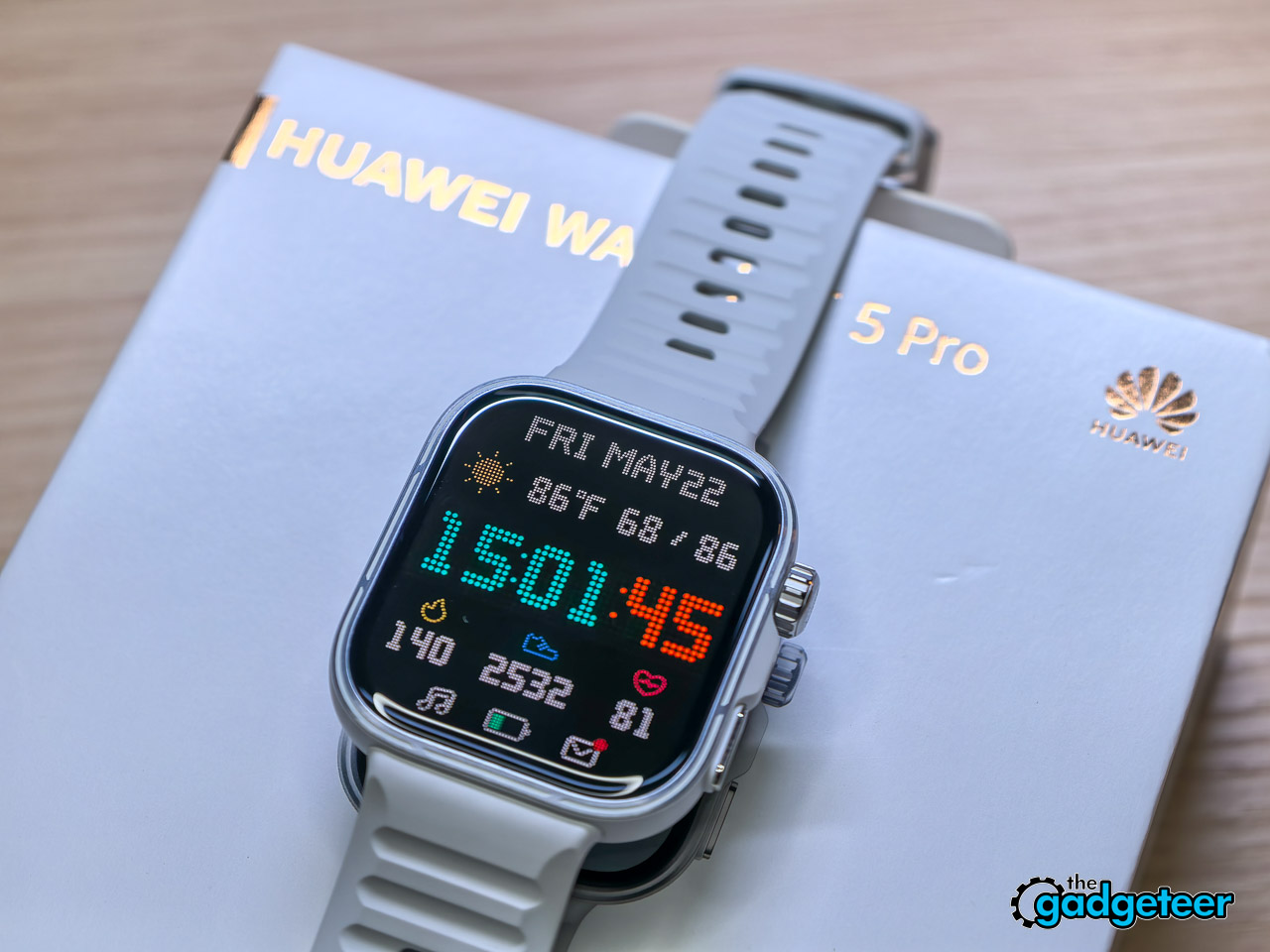 HUAWEI WATCH FIT 5 Pro Review 240