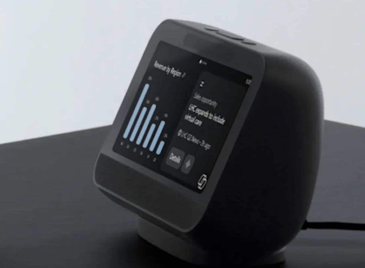 Microsoft AI Desktop Cube