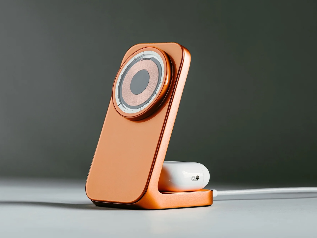 Nomad Stand One Price