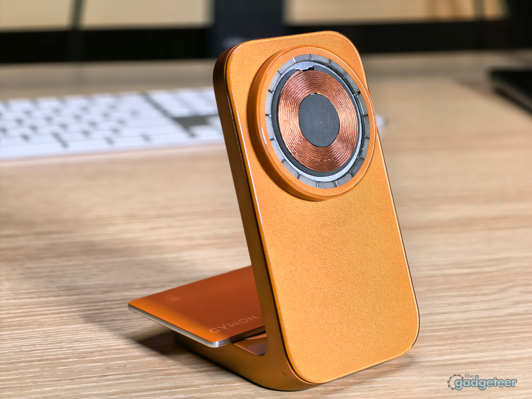 Nomad Tracking Card Pro and Stand One Review