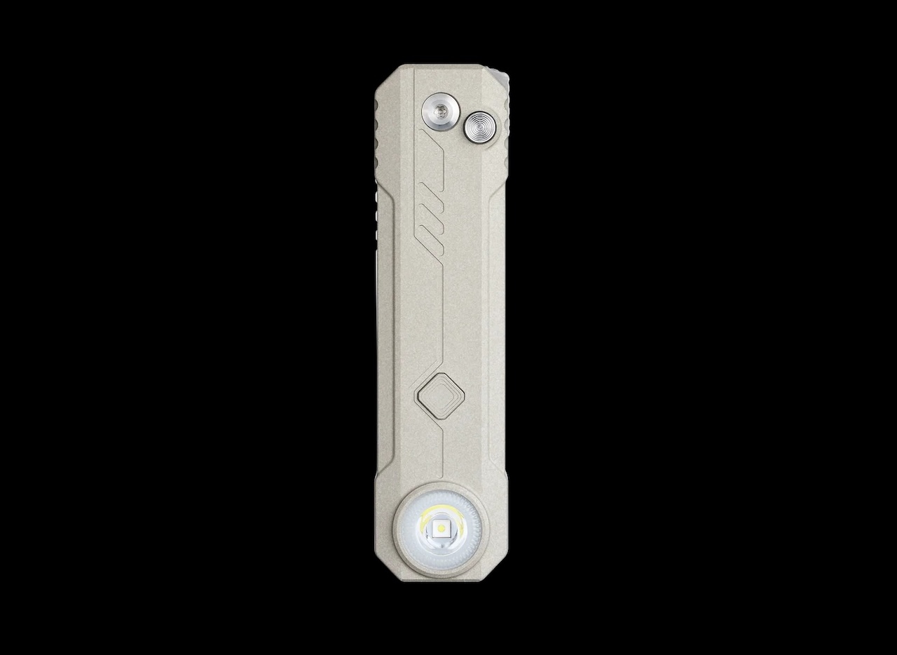 OKNIFE LK Folding Knife with Rechargeable Flashlight & RGB Light Hands On