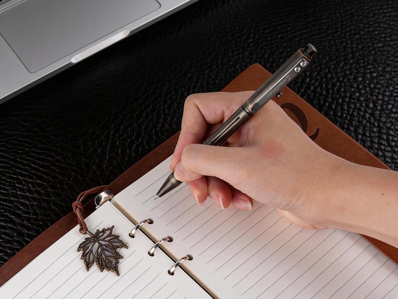 SMOOTHERPRO Titanium Bolt Action Pen