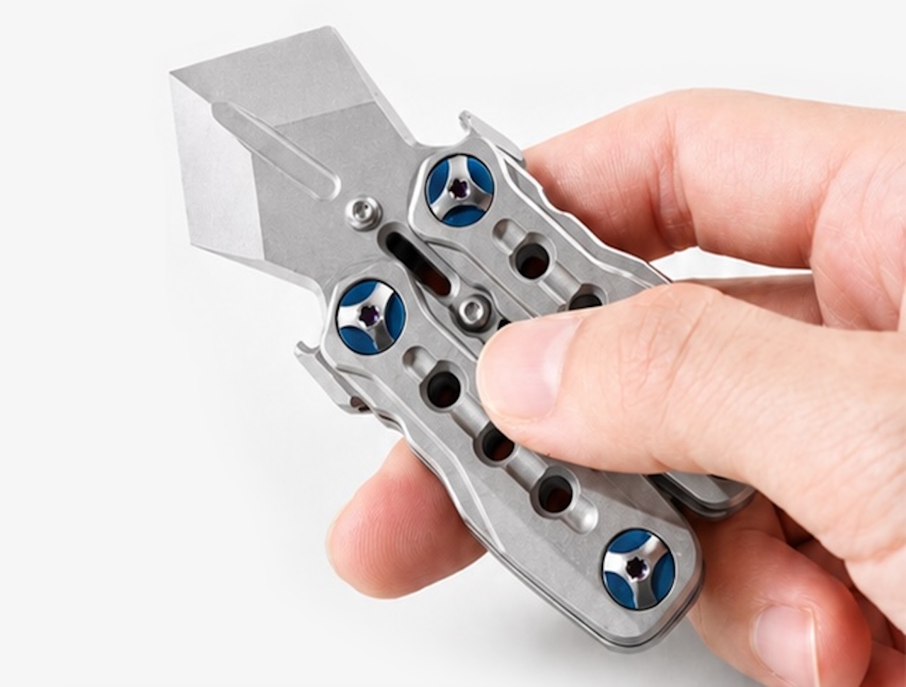 SnapTac 2601 Balisong-Inspired EDC Fidget Multi-Tool Design