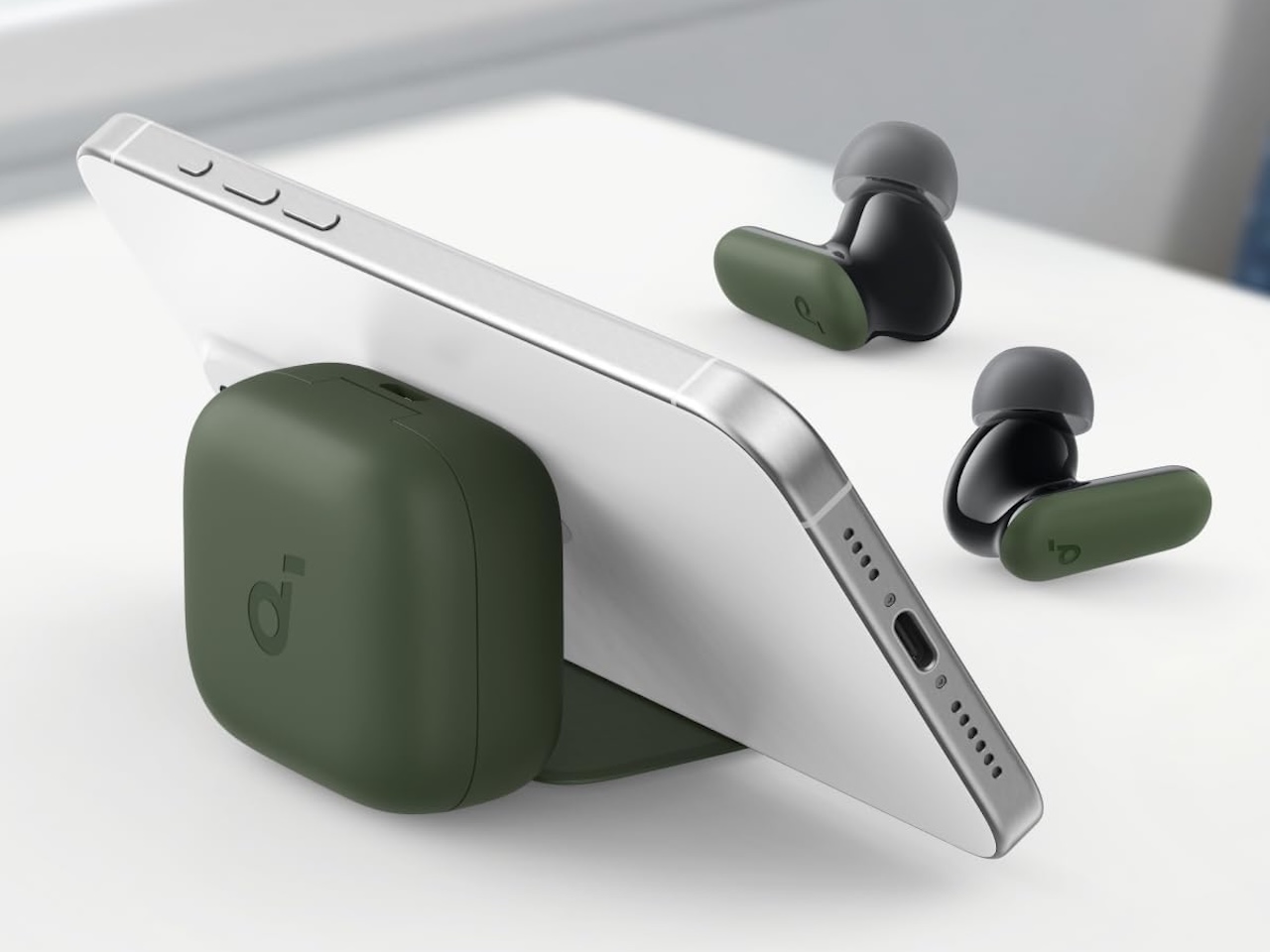 Soundcore P30i by Anker Noise Cancelling Earbuds Design