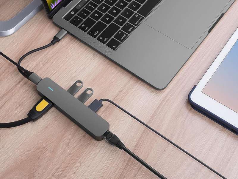 The iPad's One-Port Problem, Solved 5 Ways in 2026