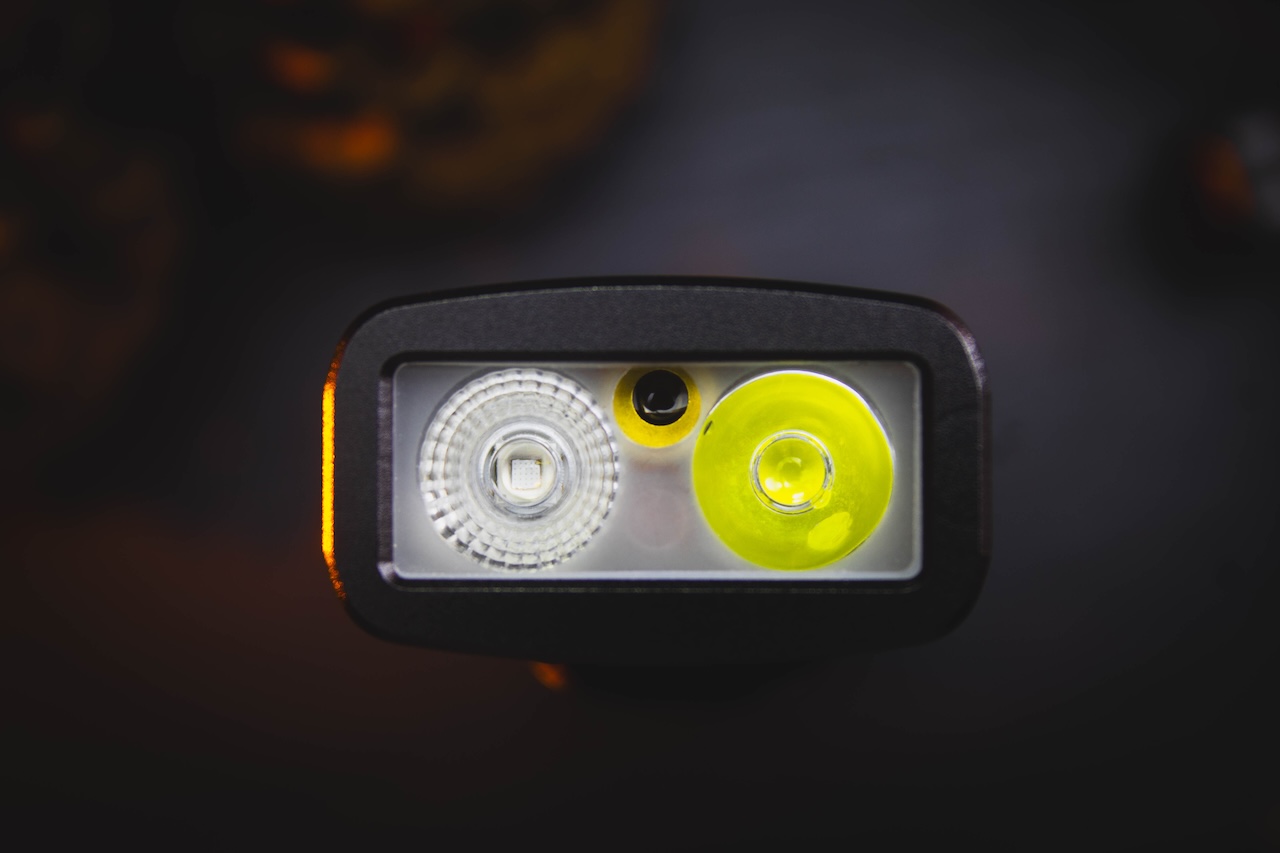 Vezerlezer WK2 EDC Flashlight Back Here