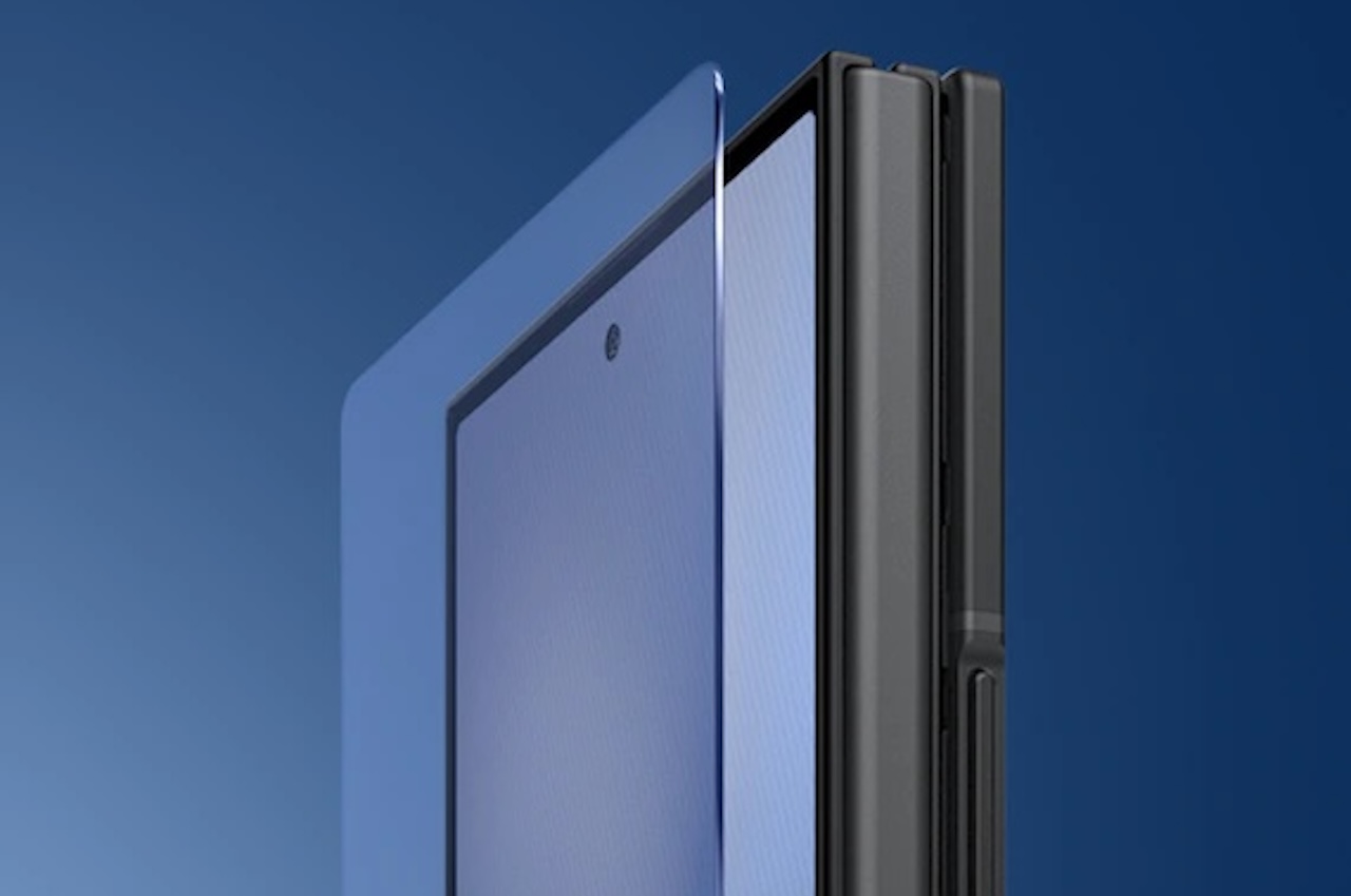 Galaxy Z TriFold Design and Build
