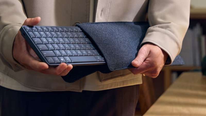 HP EliteBoard G1a Next Gen AI PC keyboard computer 3