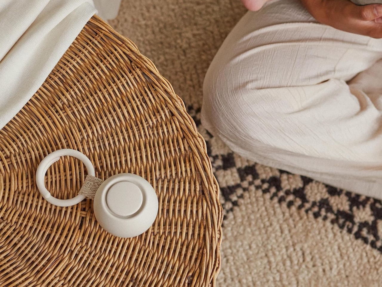 Hatch Go Portable Sound Machine & Sleep Soother for Babies & Kids