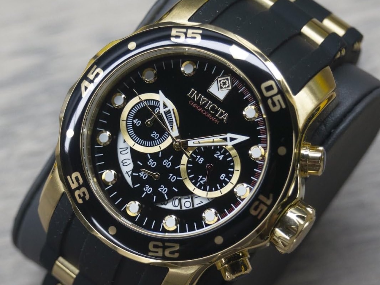 Invicta Men's Pro Diver Stainless Steel Quartz Watch